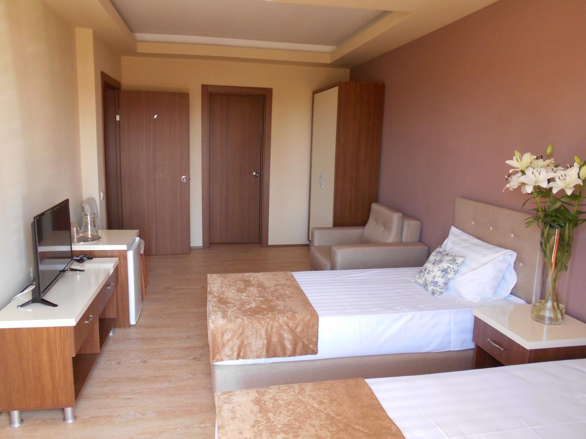 Hotel Amrita Sukhumi Luaran gambar